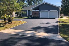 Best Gravel Driveway Installation  in Warren, IL